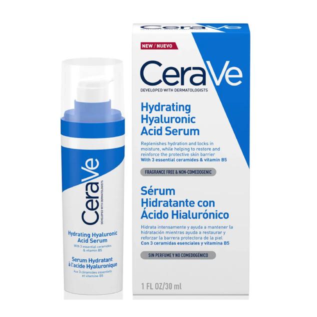 Sérum diseñado para mantener un nivel óptimo de hidratación para que la piel tenga un aspecto suave y terso. La fórmula actúa para fijar el agua esencial a la superficie de la piel, mejorando la retención hasta 24 horas. Además, las tres ceramidas se unen para apoyar su barrera natural, reduciendo el riesgo de pérdida excesiva de humedad. La vitamina B5 añadida tiene un efecto calmante, ideal para ofrecer alivio a las zonas más secas del rostro. Precio: 21,95 euros en LookFantastic. Cómpralo aquí