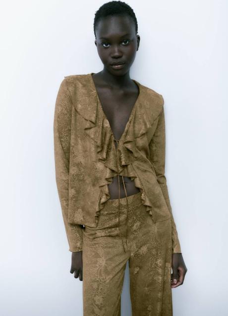 Imagen - Blusa fluida con volantes de Zara