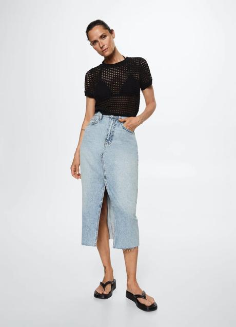 Imagen - Falda vaquera con abertura de Mango, 25,99€.