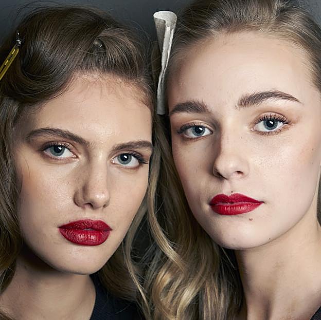 Estos correctores de maquillaje son perfectos para disimular las ojeras oscuras (y otras imperfecciones)