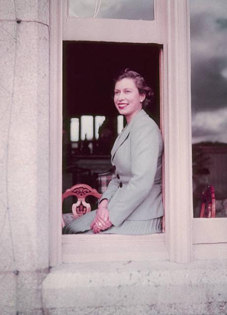 Imagen - Isabel II en el castillo de Balmoral, en 1952. Foto: Getty.
