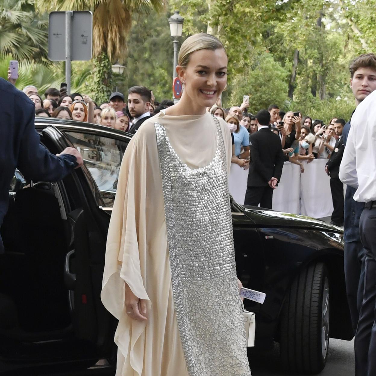 El vestido de Zara de la nueva colección de Narciso Rodríguez que ya ha estrenado Marta Ortega y que hace tipazo