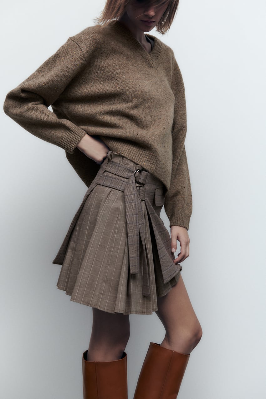 Imagen - Falda mini de tablas de Zara.