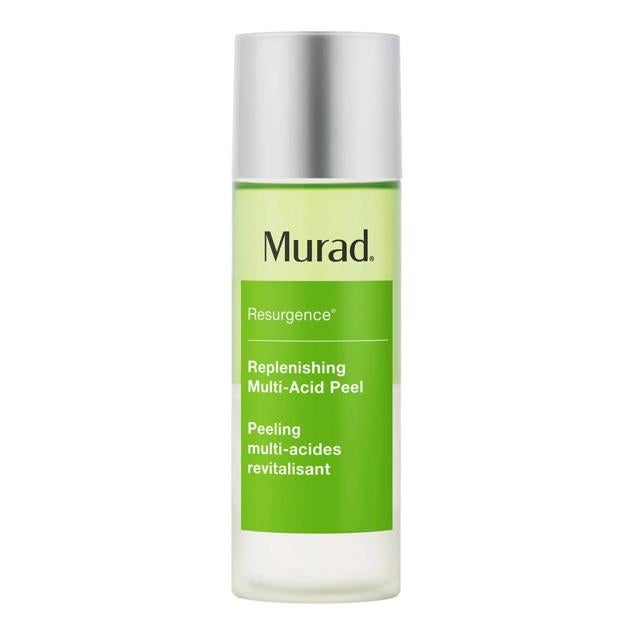 Replenishing Multi-Acid Peel de Murad devuelve la energía y vitalidad para presumir de un aspecto fresco y juvenil con efecto buena cara. Este exfoliante bifásico contiene una mezcla de AHA, BHA y TXA; así como ingredientes hidratantes y antiedad como el ácido hialurónico y, antioxidantes e iluminadores como la cúrcuma, las algas o los aceites de moringa y jojoba. Cómpralo aquí