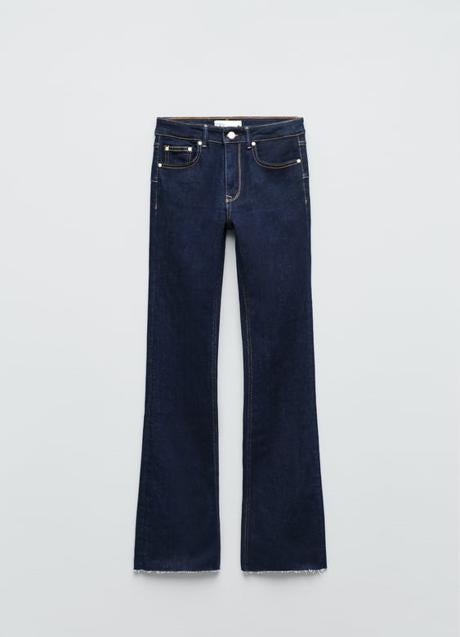 Imagen - Ests vaqueros de Zara están disponibles ne varios colores.