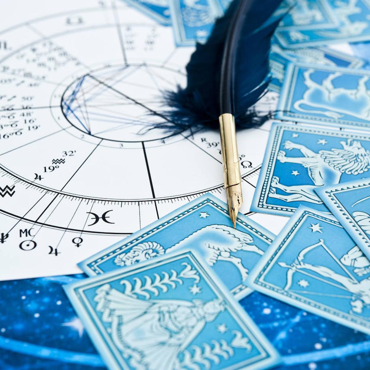 Todas las predicciones mensuales de tu signo del zodiaco.