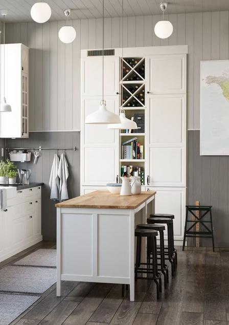 Imagen - Blanco, madera natural, muebles auxiliares, almacenaje bien aprovechado...