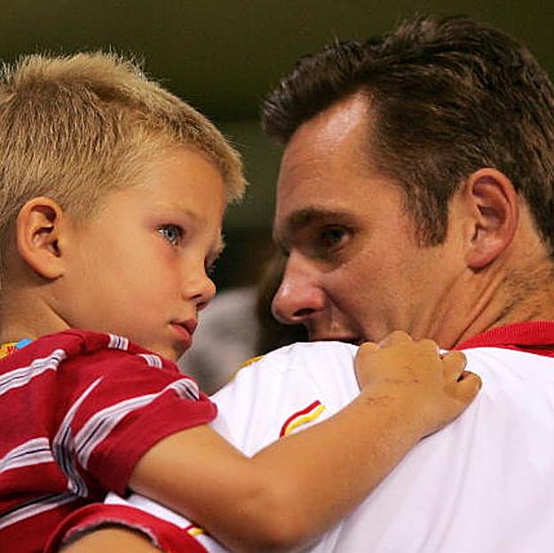 Juan Valentín de Urdangarin y Borbón: cumple 23 años el hijo de la infanta Cristina al que la reina Sofía adora (y que peor lleva la infidelidad de Iñaki Urdangarin)