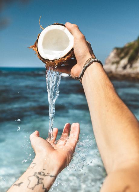 Imagen - Agua de coco / Foto de Arnie Watkins en Pexels