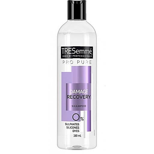 Champú sin sulfatos de TRESemmé.