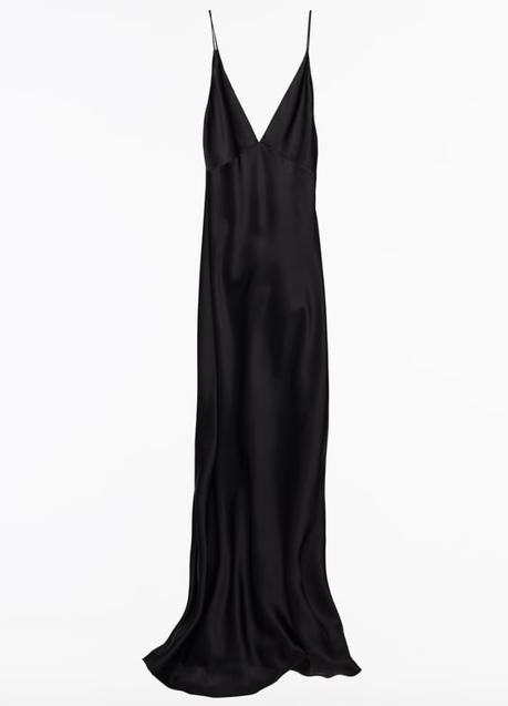 Imagen - El vestido negro de Zara que ha llevado Marta Ortega.