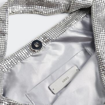 Imagen secundaria 1 - Bolso saco malla metálica de Mango.