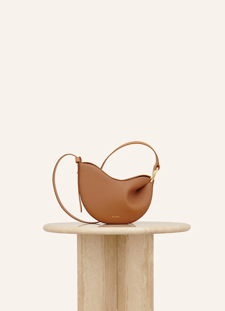 Imagen - Bolso Tonca de Polène, 320€.