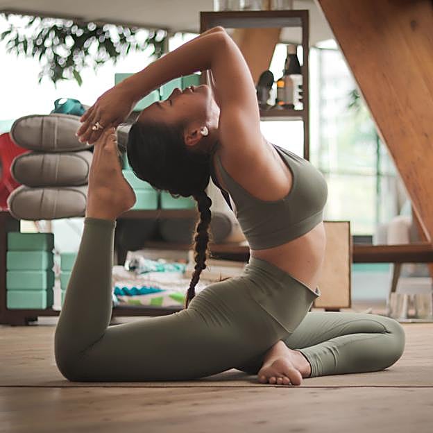 Cuál es la diferencia entre yoga y pilates: elige el mejor para ti si lo que quieres es adelgazar o si necesitas relajarte y aliviar el estrés
