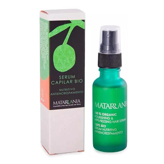 Este sérum capilar nutre y revitaliza el cabello seco o castigado, repara las puntas abiertas y reduce el encrespamiento del cabello. Fortalece y estimula el crecimiento del cabello gracias al extracto de romero. También contiene aceite de oliva y aceite de coco que aportan nutrición y brillo a la melena. Deja un pelo bonito, sano y con brillo. Precio: 15,28 en Atida MiFarma (precio habitual: 19,78 euros). Cómpralo aquí