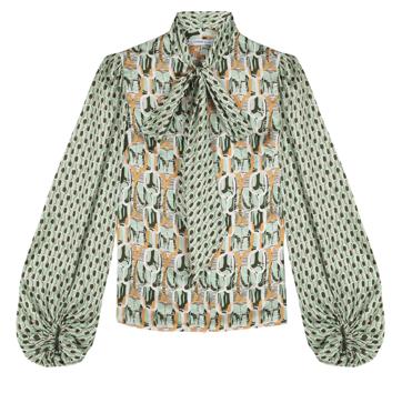 Imagen secundaria 1 - Blusa en verde militar, de Pomandère; blusa retro de Cyrana y blusa con bordados de Antik Batik. 