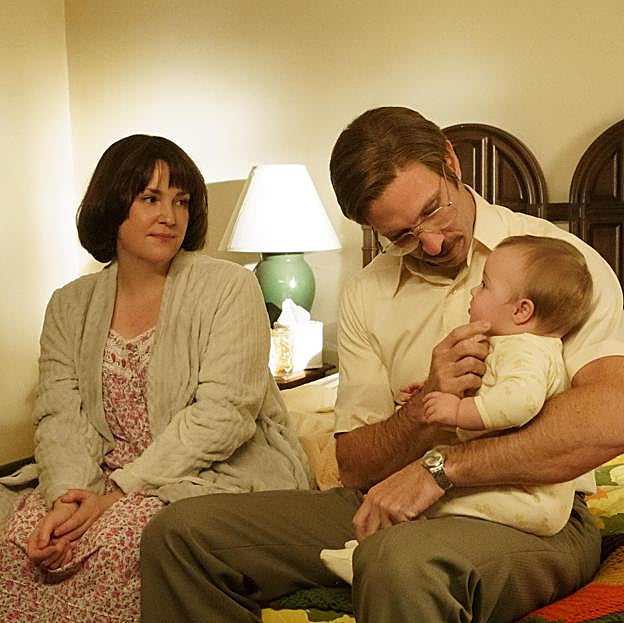 Lynskey y Schreiber como el matrimonio Gore en Candy.