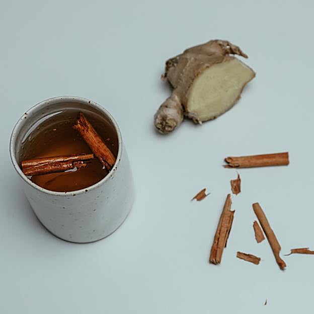 La infusión de jengibre, laurel y canela que ayuda a adelgazar. 