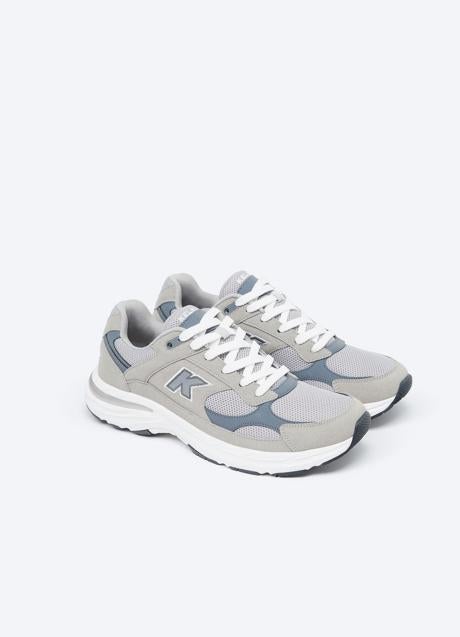 Imagen - Zapatillas grises de Kelme para Lefties. Foto: Lefties.