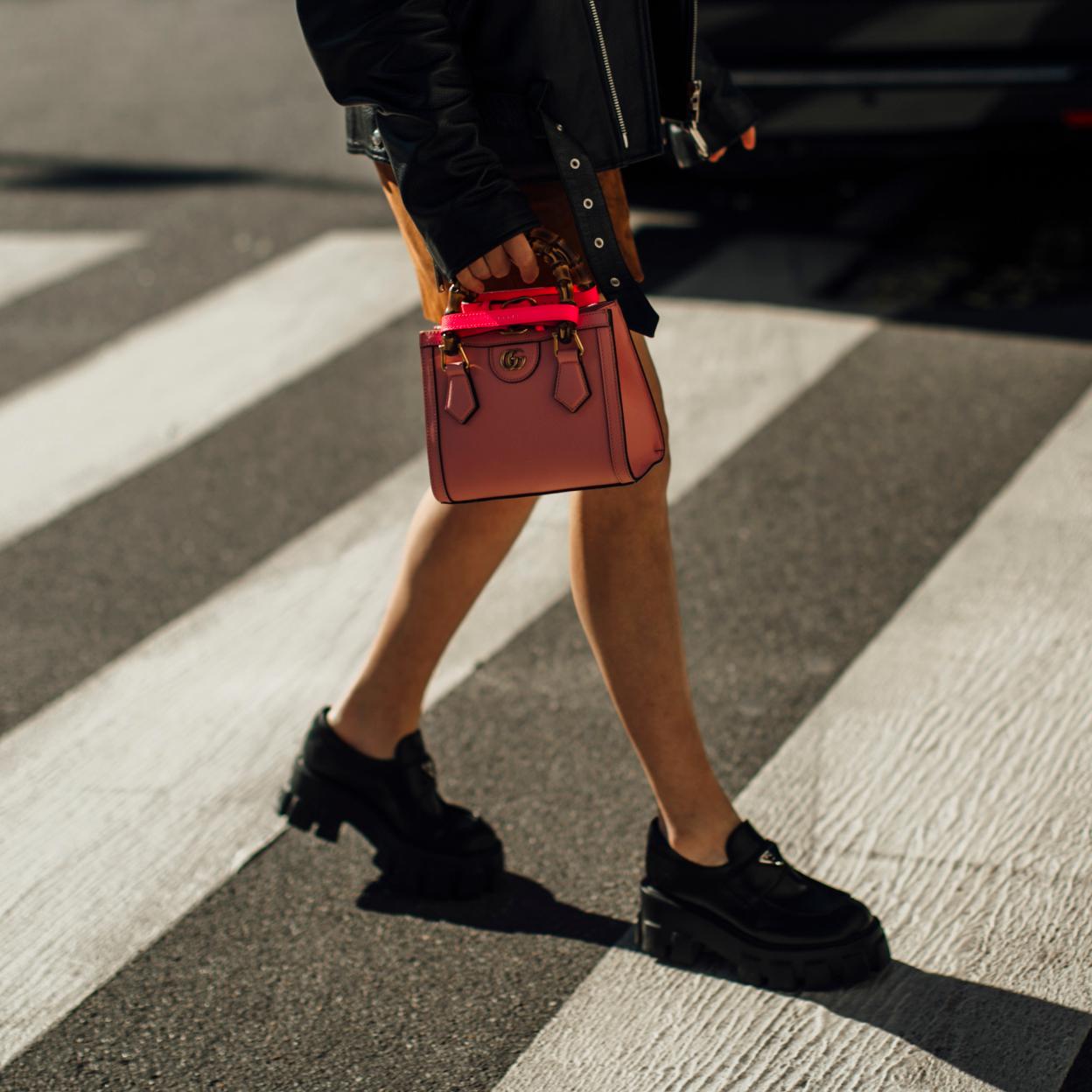 Así son los mocasines favoritos de Instagram que podrías llevar hasta en un look de noche