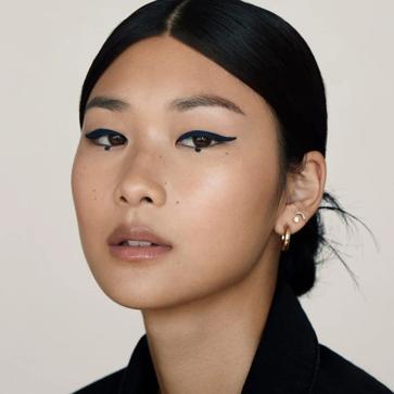 Imagen secundaria 1 - Diferentes maquillajes de ojos que propone Violette con el Yeux Paint.