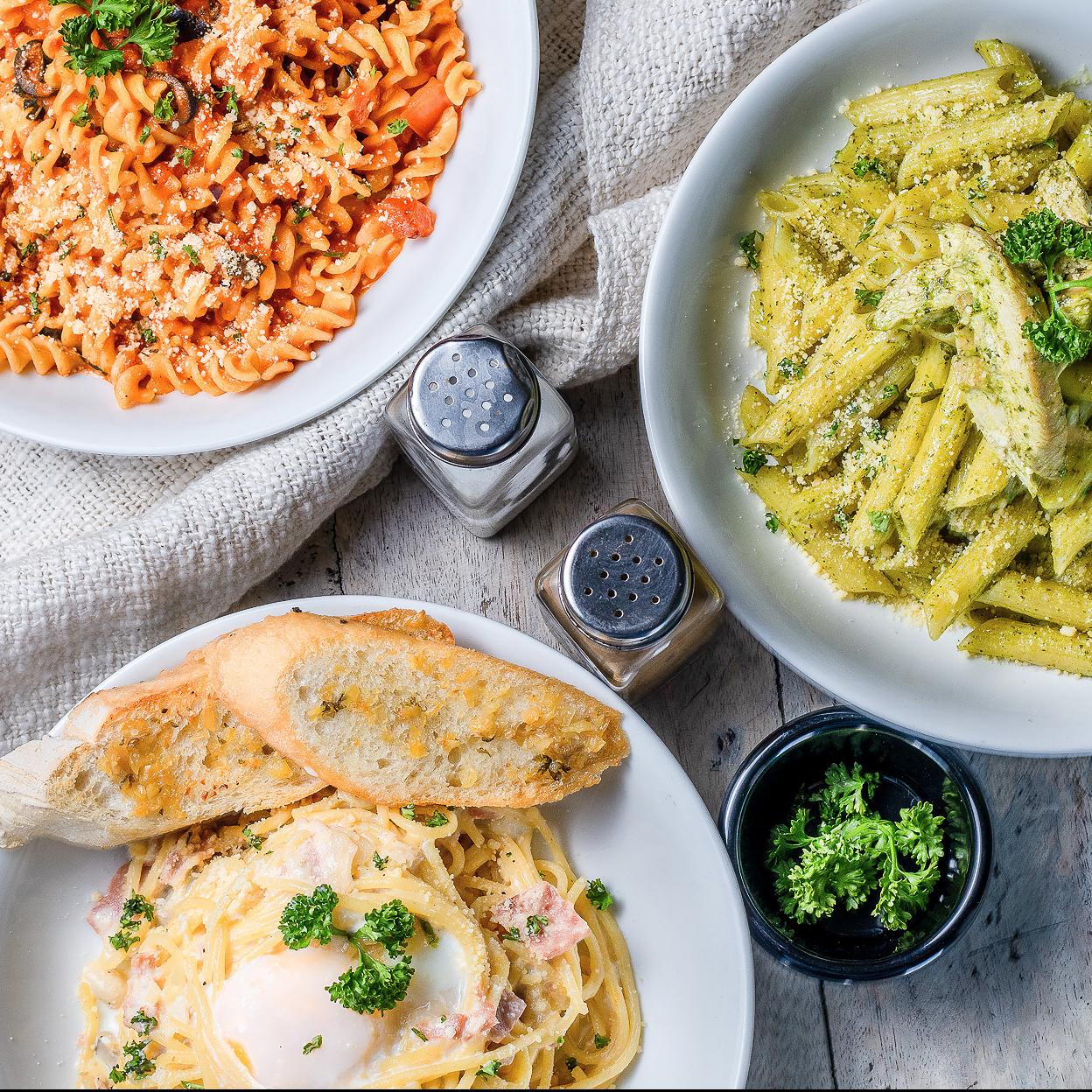 Tres platos de pasta perfectos para celebrar el Día Mundial de la Pasta. 