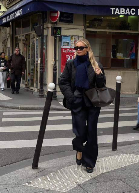 Imagen - Aprovecha tus pantalones anchos también en los looks más arreglados/@CLAIREROSE