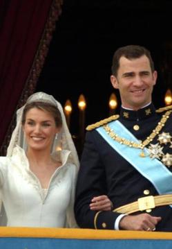 Imagen secundaria 2 - Sofía y Letizia con la tiara prusiana en sus bodas.