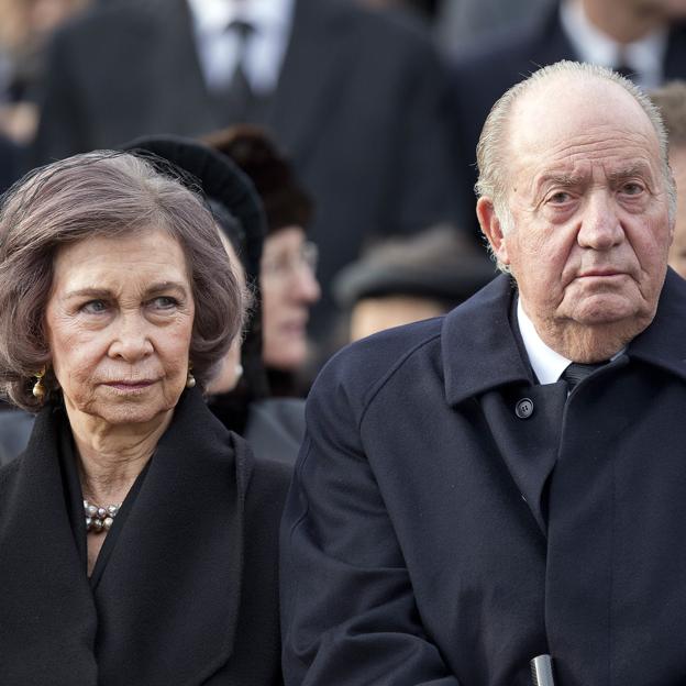 Las infidelidades de don Juan Carlos I con Corinna Larsen (y otras mujeres)  a la reina Sofía: por qué no ha pedido perdón públicamente | Mujerhoy