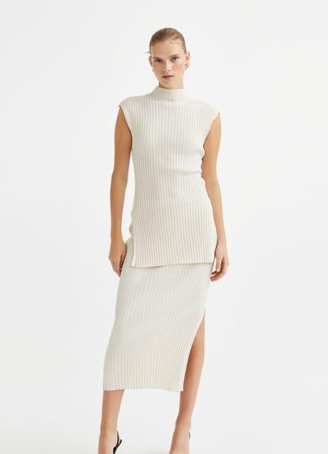 Imagen - Falda de tubo en punto de canalé, 19,99€.