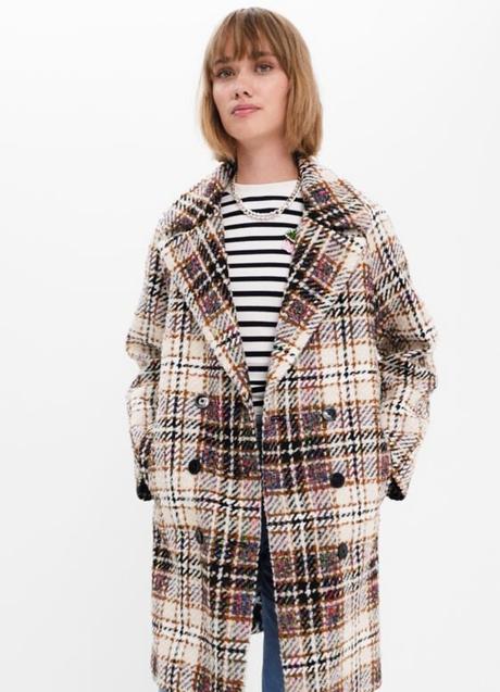 Imagen - Abrigo con estampado de cuadros de Desigual. Foto: Desigual.