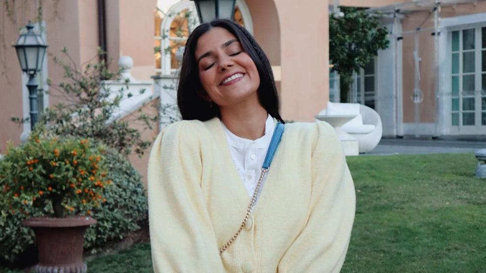 Las blusas y camisas románticas de Springfield rebajadas que darán vida a tus vaqueros de toda la vida