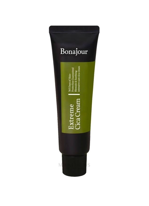 Extreme Cica Cream de Bonajour cuida de todo tipo de pieles, desde las más secas hasta las problemáticas, con su triple acción reparadora, calmante y fortalecedora de la barrera cutánea. Hidrata al máximo, suaviza y potencia la elasticidad a través de la centella asiática, el madecassoside, los péptidos y las algas. Cómpralo aquí