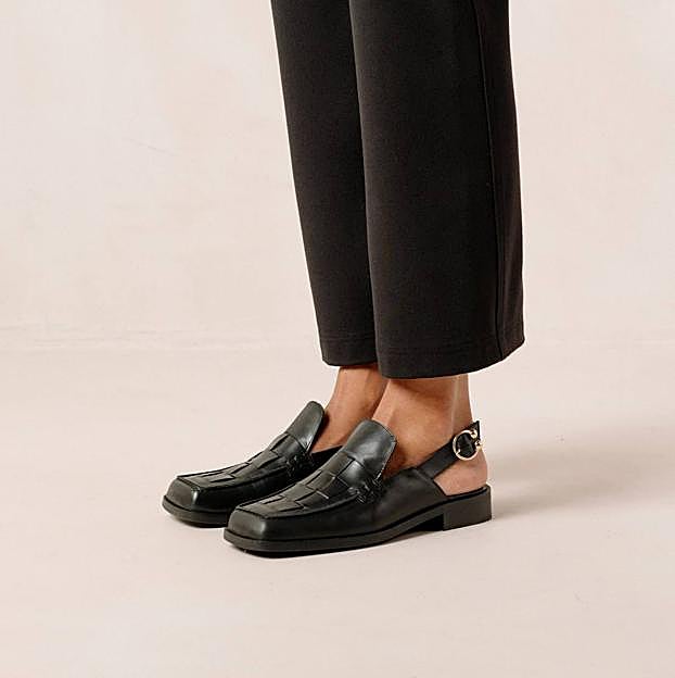 Mocasines destalonados en tejido de piel trenzada