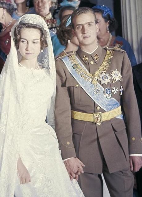 Imagen - La reina Sofía y Juan Carlos I en su boda.