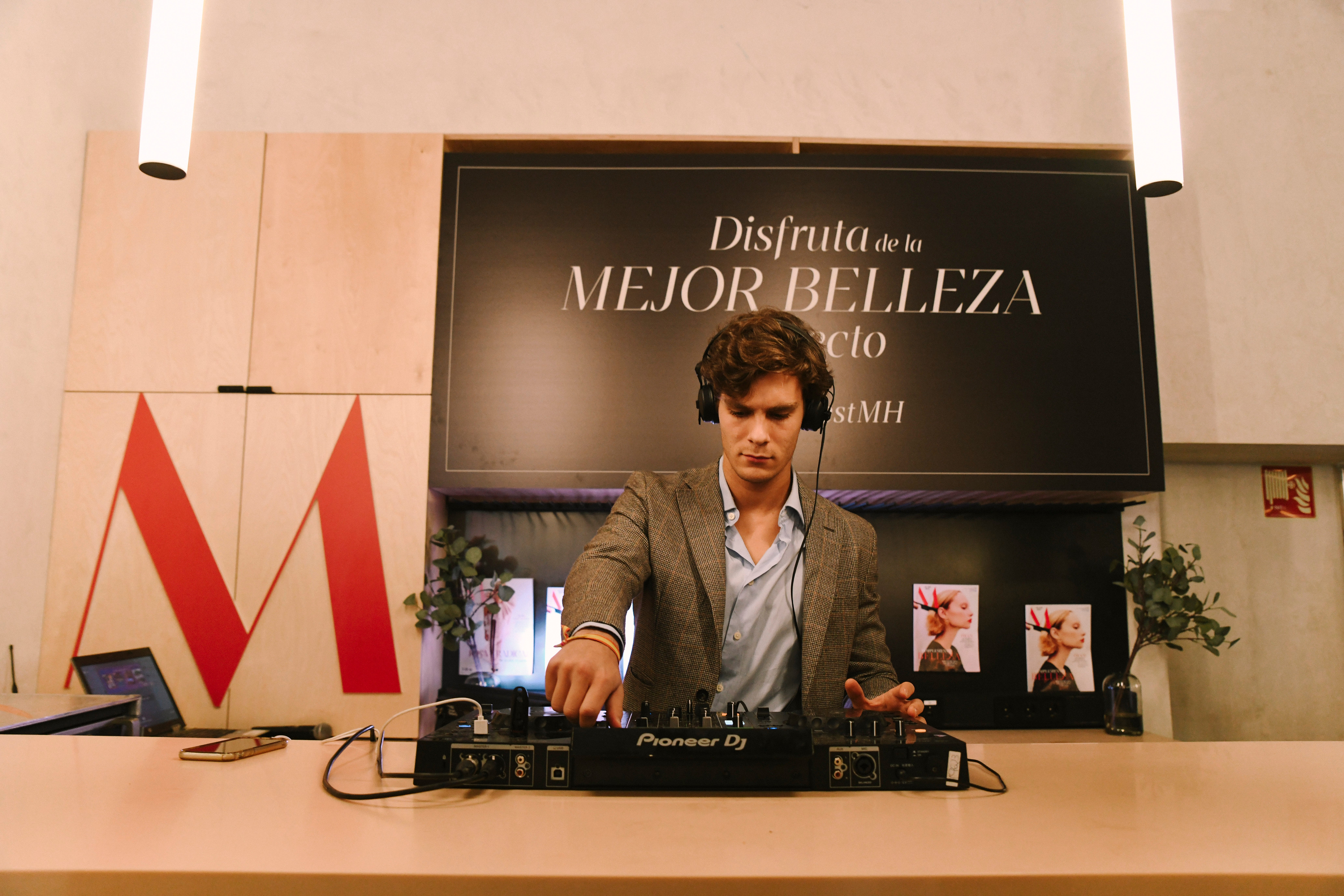 No faltó la fiesta con DJ Luis de Guadamillas.
