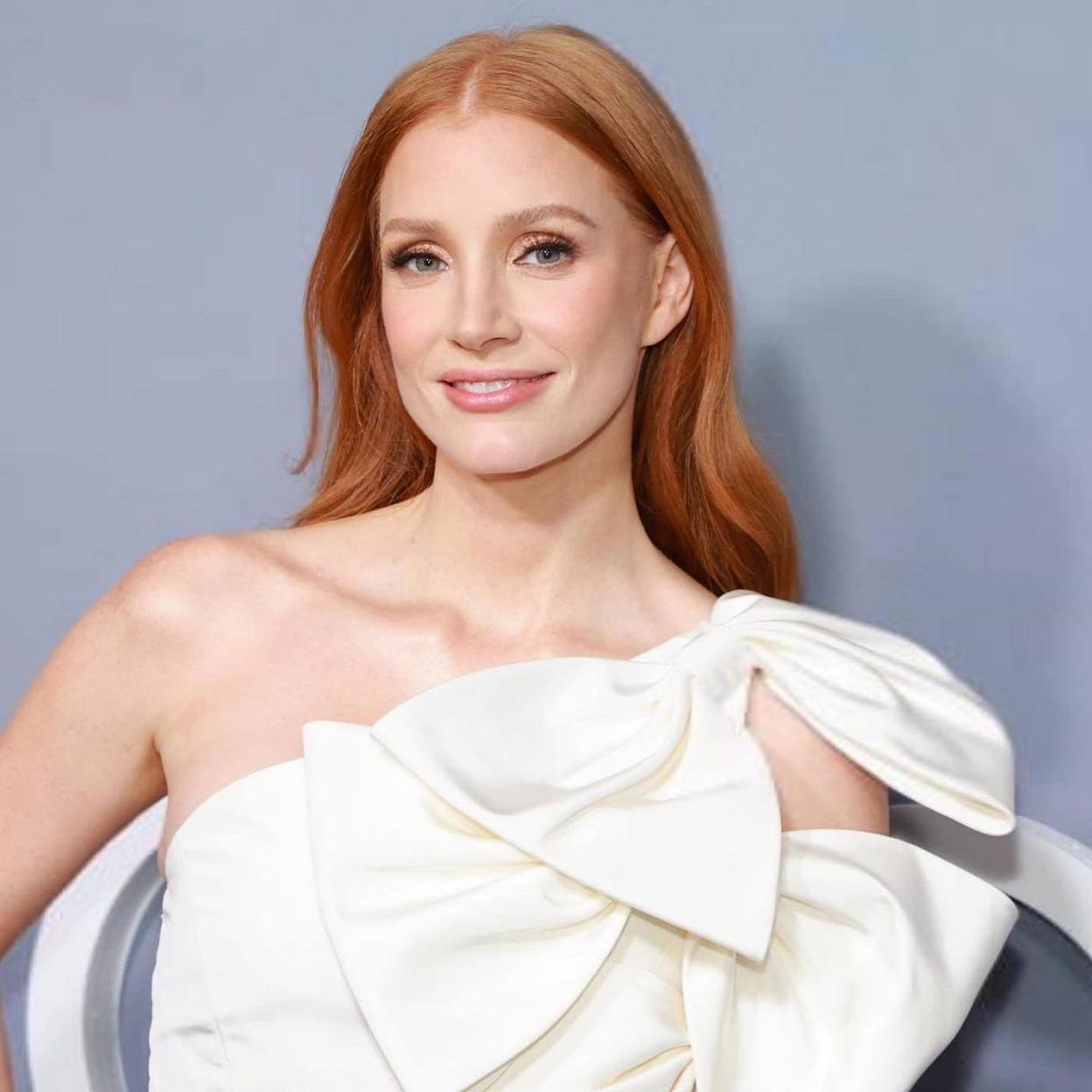 La mirada fresca y luminosa de Jessica Chastain se obtiene con estos contornos relajantes