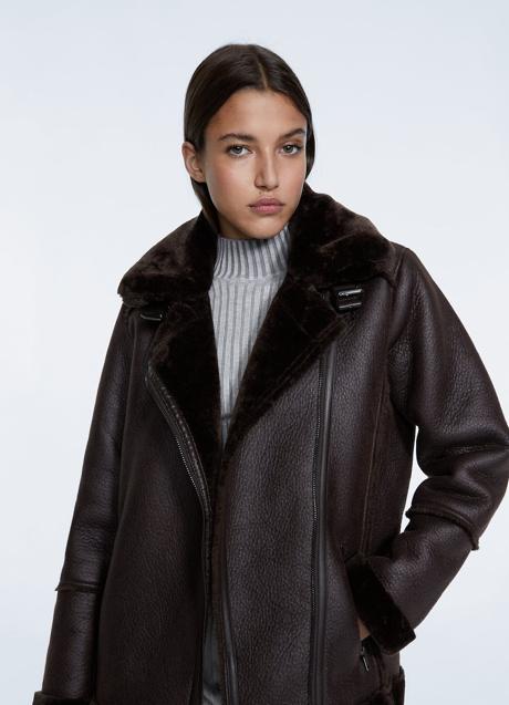 Imagen - Cazadora de doble faz de Stradivarius, 59,99€.