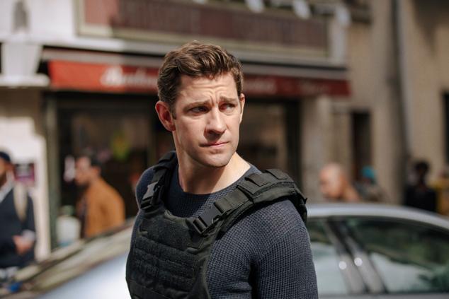 La tercera entrega de la serie protagonizada por Jon Krasinski y basada en los libros de Tom Clancy regresa con una carrera contrarreloj que pondrá a prueba las habilidades del protagonista tras verse implicado, por error, en una complicada conspiración que lo convierte en un fugitivo.