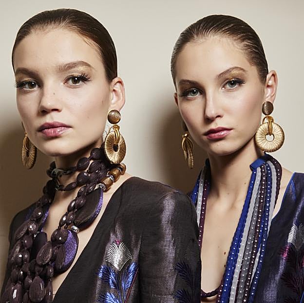 Hemos encontrado la base de maquillaje con ácido hialurónico de la que hablan todas en redes sociales (y cuesta menos de 11 euros)