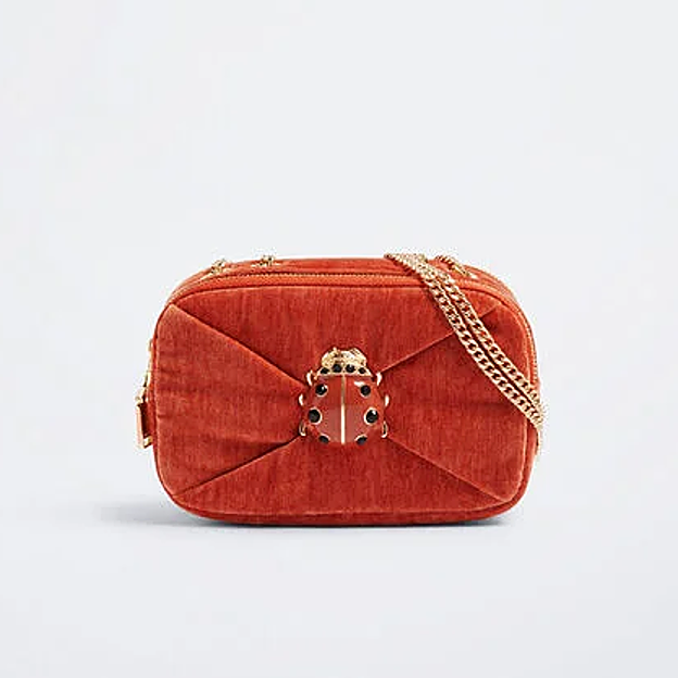 El bolso naranja de Parfois.