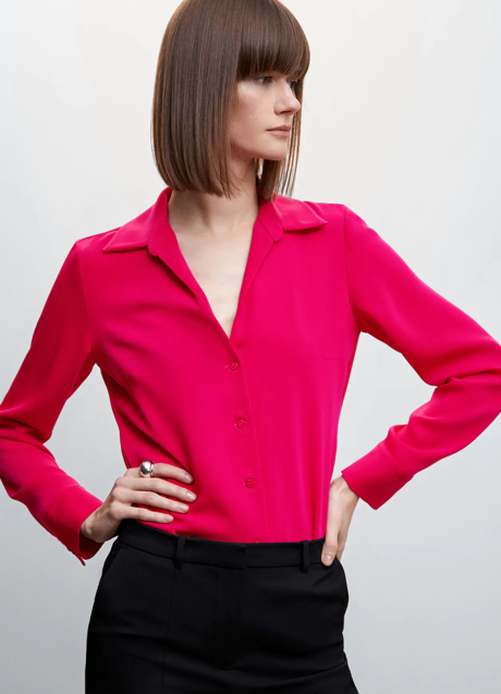 Imagen - Camisa magenta de Mango, 25,99€.