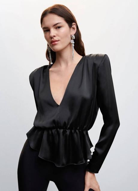 Imagen - Blusa satinada con hombreras en negro