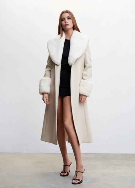 Imagen - Abrigo largo crudo con puños y cuello de pelo