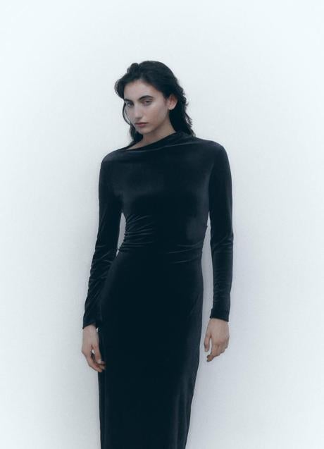 Imagen - Vestido negro de terciopelo