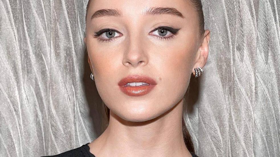 10 lápices de ojos waterproof que aguantan toda la noche de fiesta para un eyeliner que levanta el párpado, sin transferir