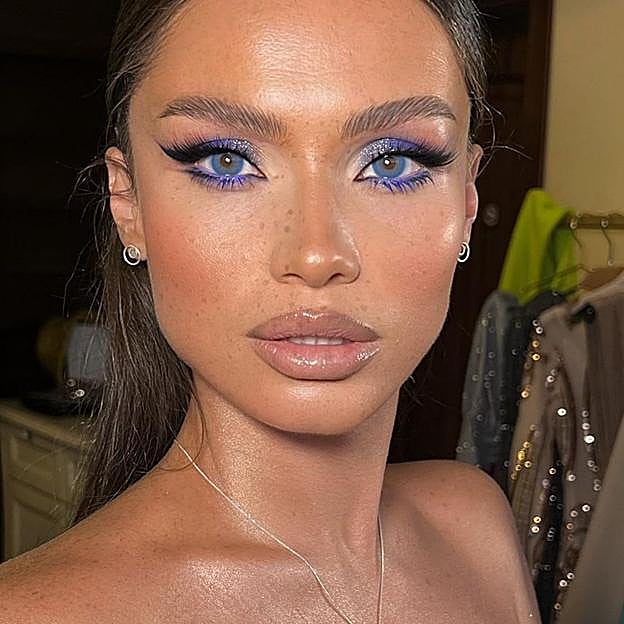 Cinco sombras de ojos buenas que pigmentan bien y que son perfectas para tus maquillajes de Navidad