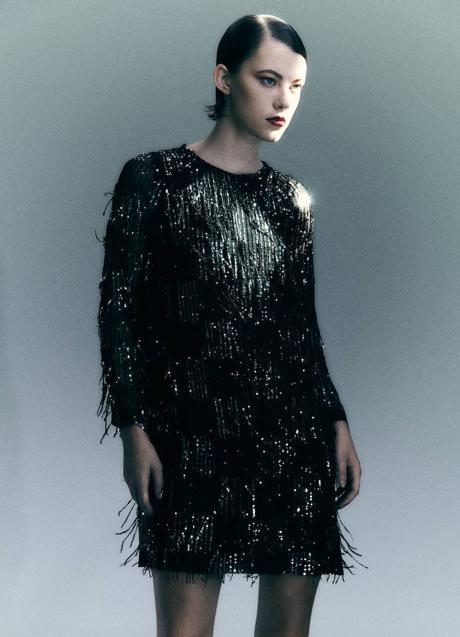 Imagen - Vestido negro de flecos y lentejuelas
