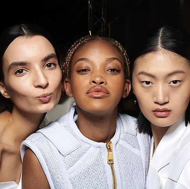 De la doble limpieza a una buena rutina de ejercicio: los trucos de experto para cumplir, por fin, con tus propósitos de belleza de año nuevo