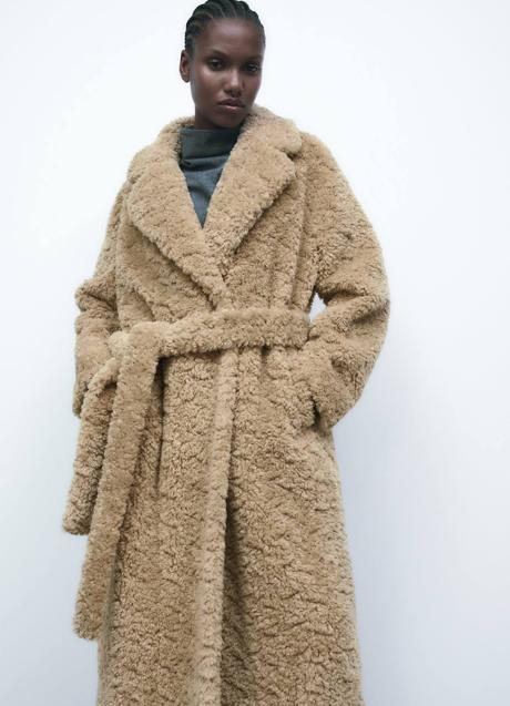 Imagen - Abrigo largo con cinturón en tejido de borreguillo